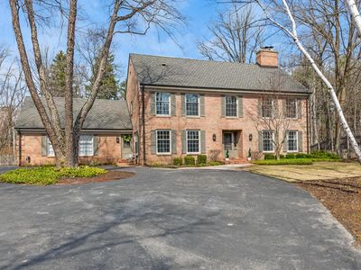 1260 East Dean ROAD, Fox Pt, WI, 53217