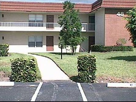 1st image of 48 Woodland Dr
