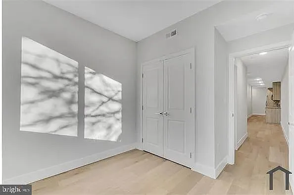 1229 W Hilton St #C — Photo 9