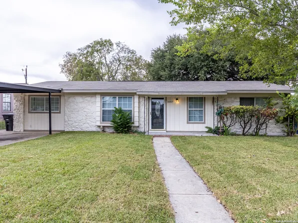 8007 RIMFIRE DR, San Antonio, TX 78227