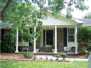 1313 Hampshire Rd, Charleston, SC 29412