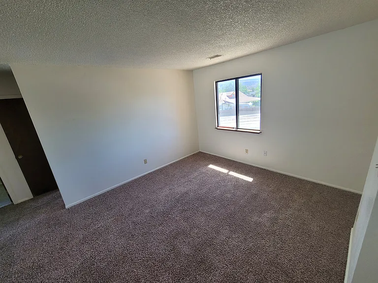1102 E Carolina Ave #8 — Photo 4