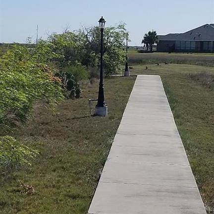2nd image of 108 Sunrise Dr