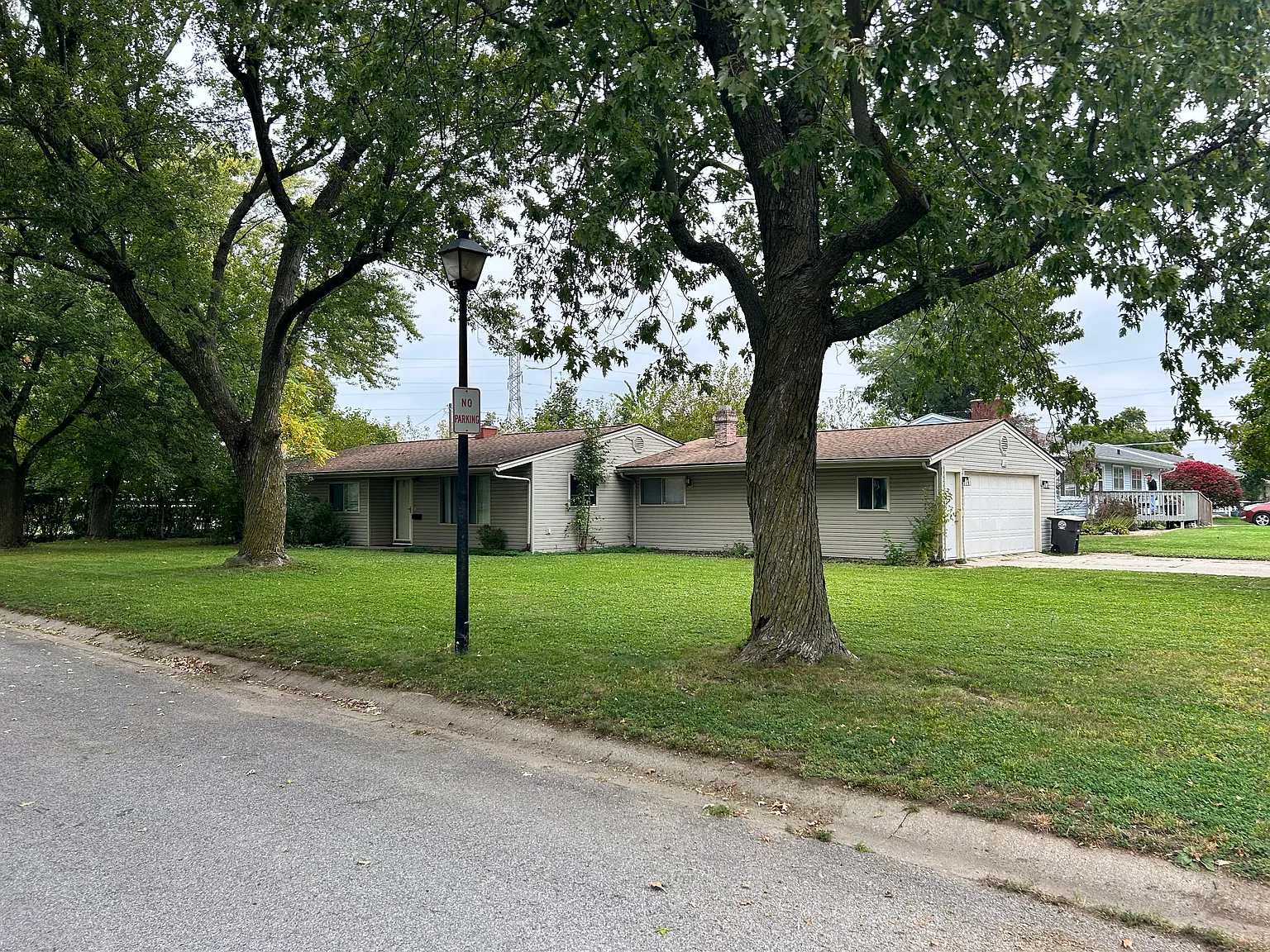 4 bed, 1776 sqft, $1,675 — Photo 2
