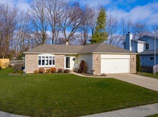4822 Barnwood Trl, McHenry, IL