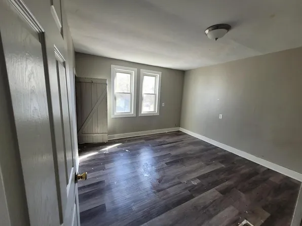 2528 West Chambers STREET, Milwaukee, WI 53206