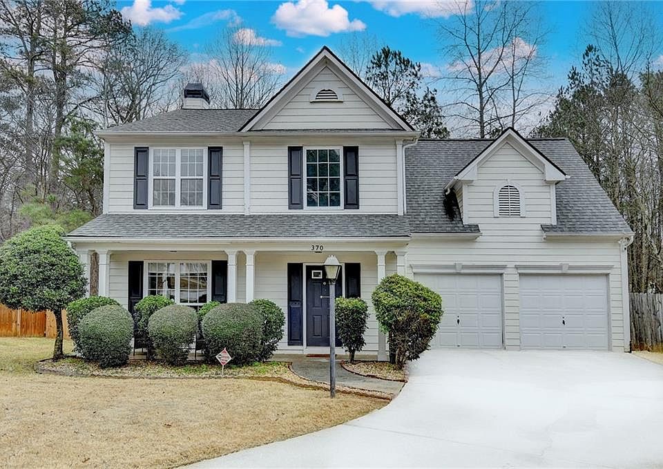 1st image of 370 Manor Glen Dr