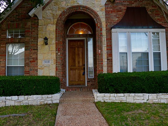 3rd image of 303 Heatherwood Dr