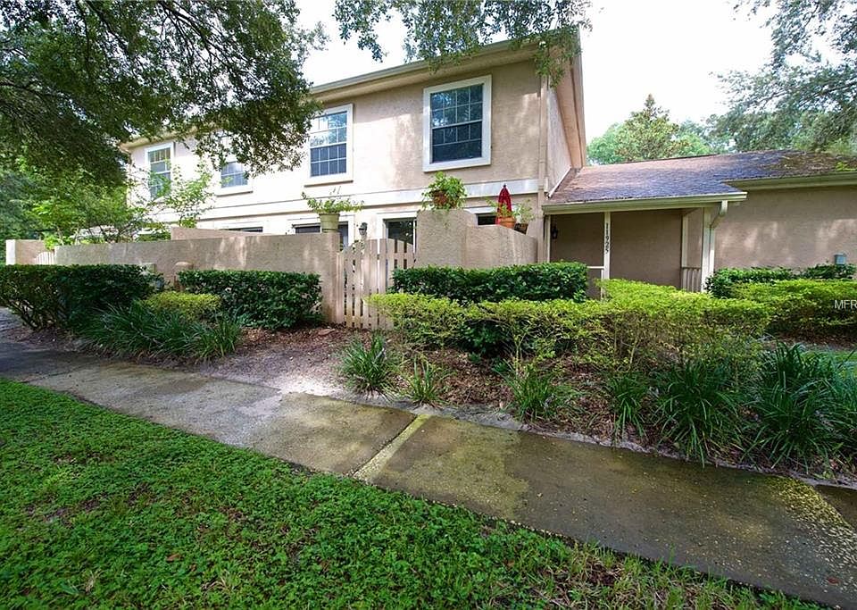 1st image of 11925 Lakemist Cir