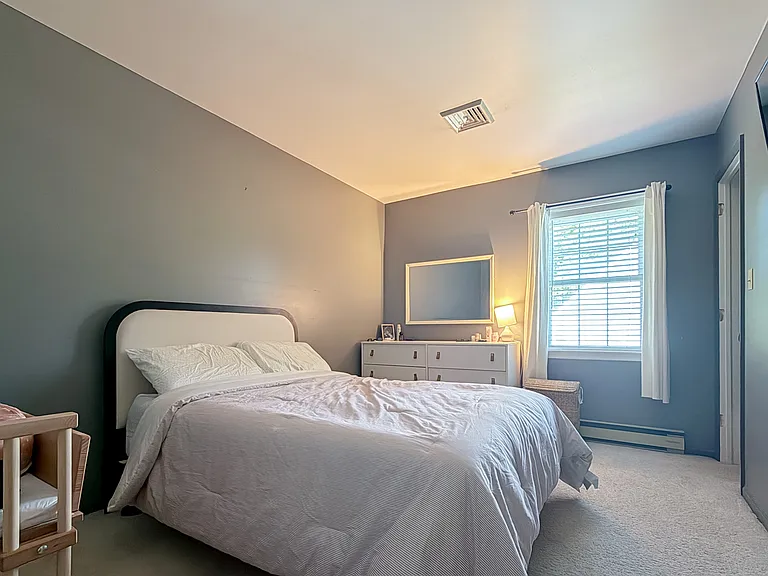 951 Daniel Dr — Photo 16