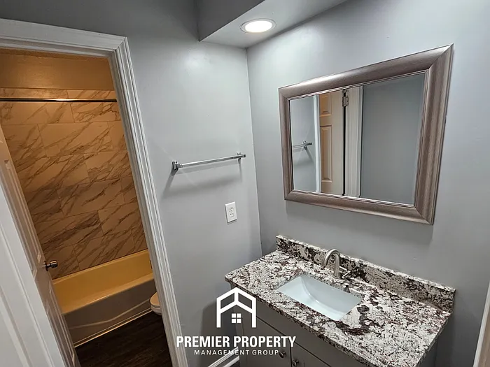 8131 Farmington Blvd — Photo 18