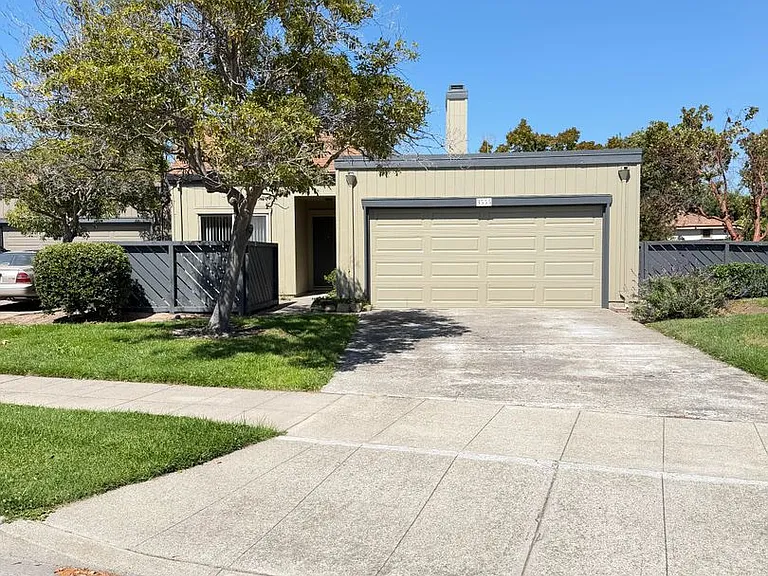 3555 Magnolia Dr — Photo 1