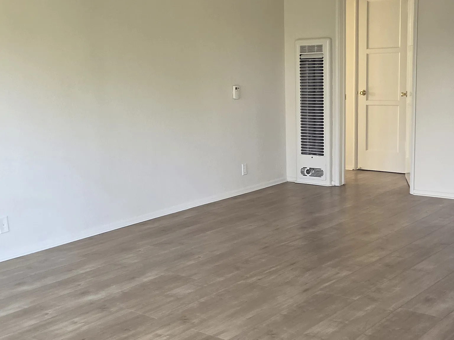 1 bed, 800 sqft, $1,875 — Photo 4