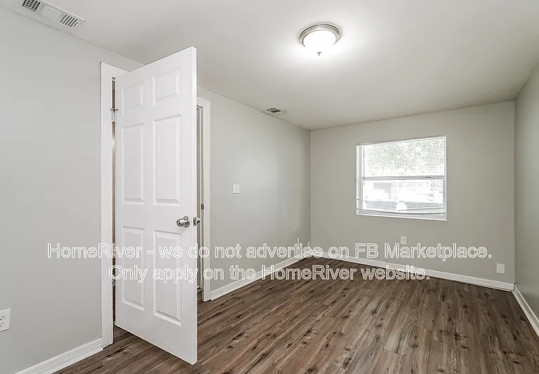3011 Star St — Photo 3