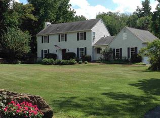 9 Sebastian Ct, Hopewell Junction, NY 12533