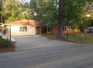 104 S Whatley Rd, Longview, TX 75604