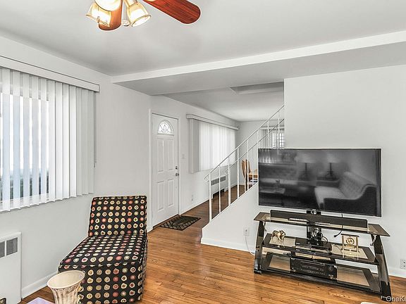 5th image of 1844 Old Mill Road