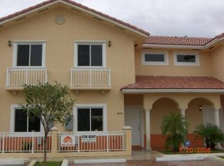 18051 NW 74th Path, Hialeah, FL 33015