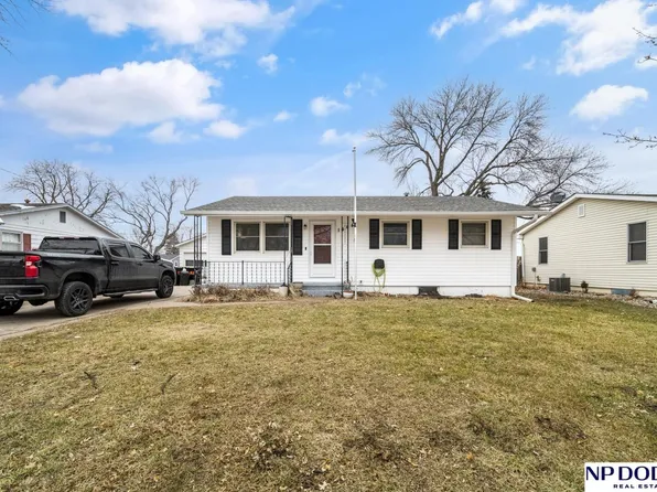 1444 W 11th St, Fremont, NE 68025