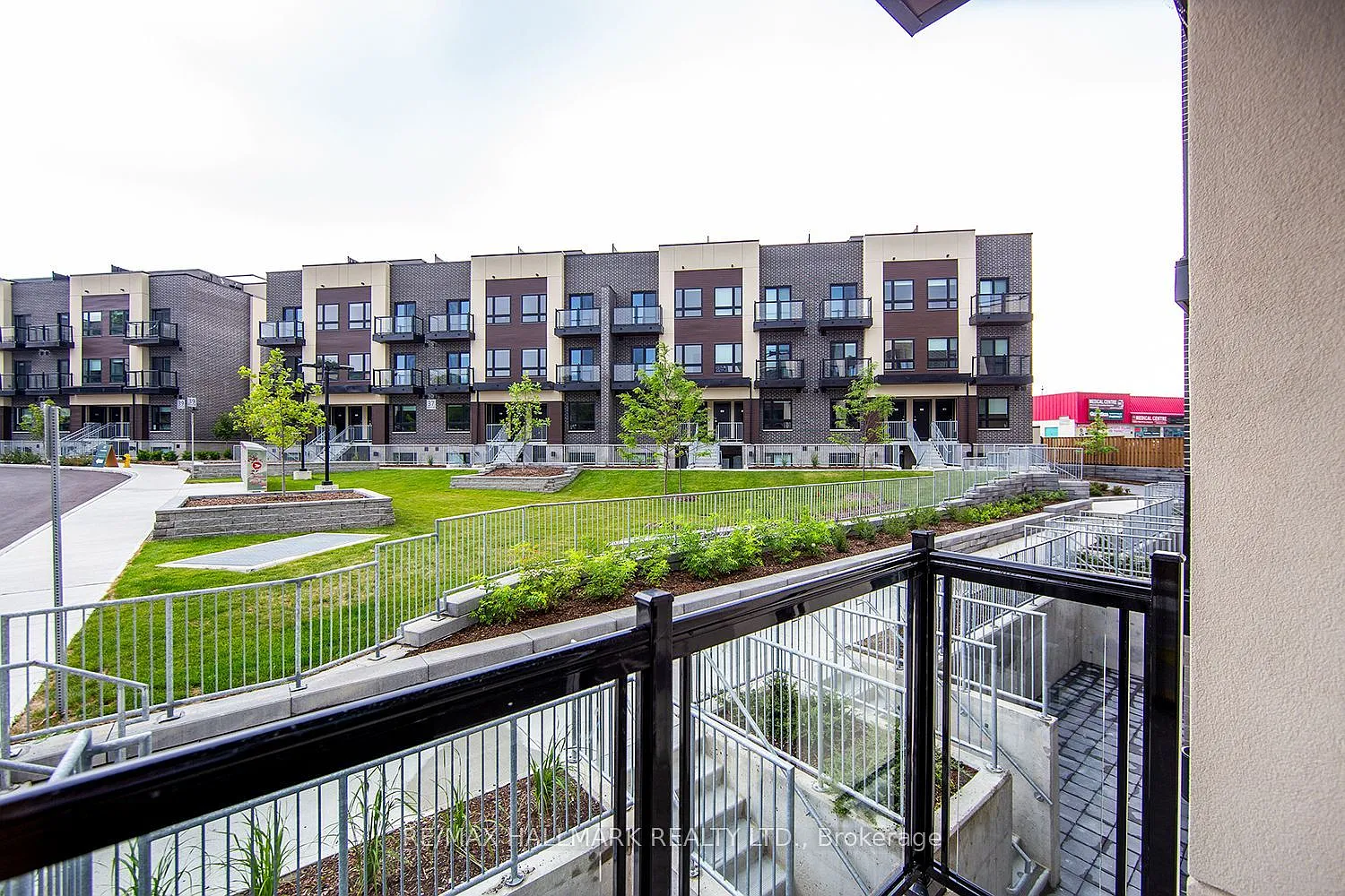3 bed, $2,449 — Photo 1