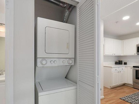 5th image of 8889 Caminito Plaza Centro #7324