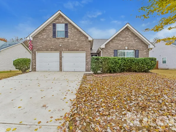 944 Brisley Cir, Hampton, GA 30228