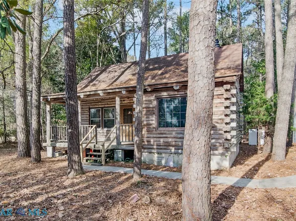 705B Beach Rd, Hampton, VA 23664