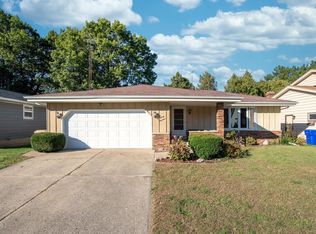 3014 89th St, Kenosha, WI 53142