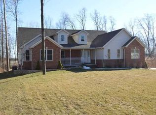 438 Fessner Rd, Carleton, MI 48117