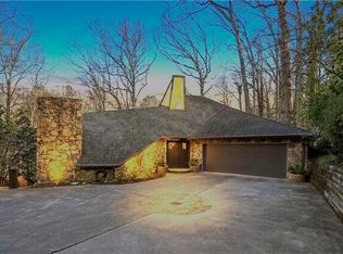 562 Pine Valley Rd SE, Marietta, GA 30067