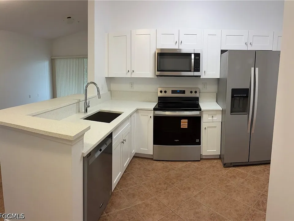 15401 Bellamar Cir #621