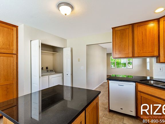 5th image of 260 E Burton Ave #260EBURT
