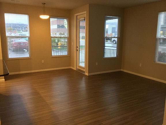 5th image of 12847 Daylight Dr APT 1310