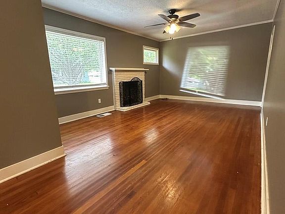 4th image of 1804 Macarthur Dr