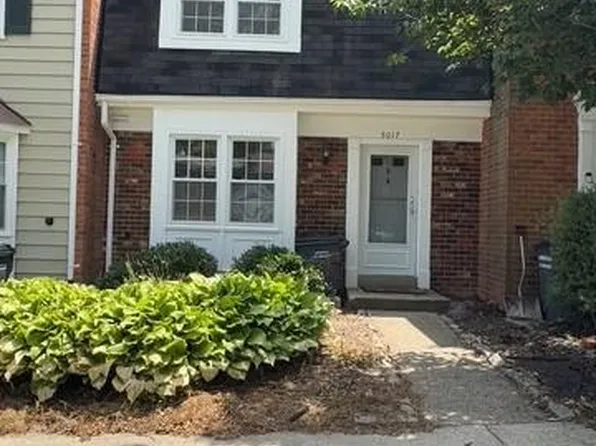 5017 Head Ct, Fairfax, VA 22032