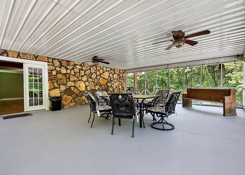 16th image of 214 Boyd Creek Rd
