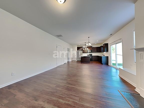 5th image of 228 Lanier Pl