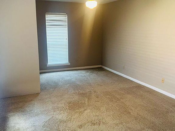5th image of 4132 Denton Dr