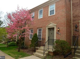 7765 Shootingstar Dr, Springfield, VA 22152