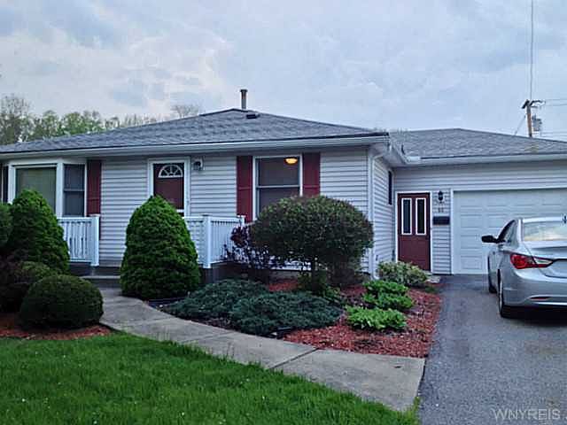 1st image of 86 Louis Ave