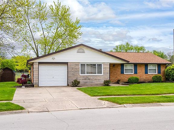 3rd image of 804 Hile Ln