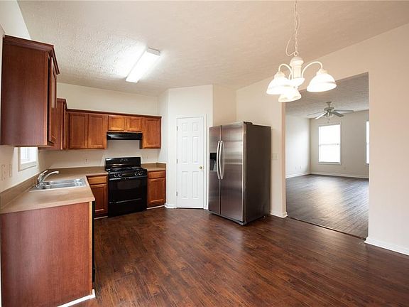 5th image of 1544 Park Grove Dr