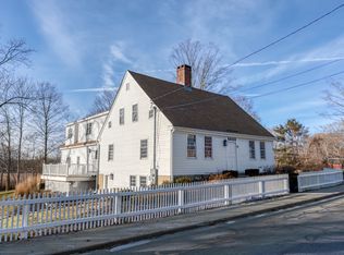 18 Liberty St, Clinton, CT 06413