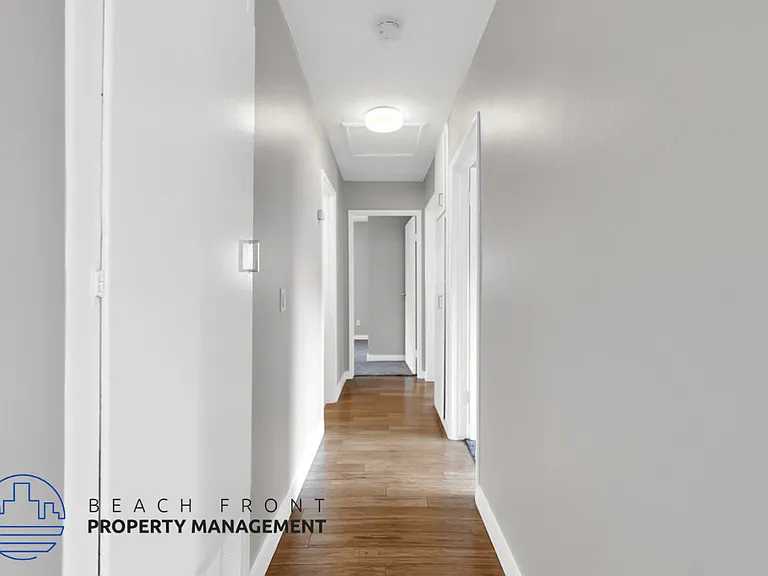 2674 Elden Ave. — Photo 10