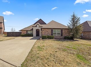 5703 SW Gunstock Rd, Bentonville, AR 72713