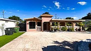 12255 NW Miami Ct N — Photo 20