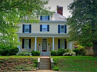 1006 Broad St, Altavista, VA 24517