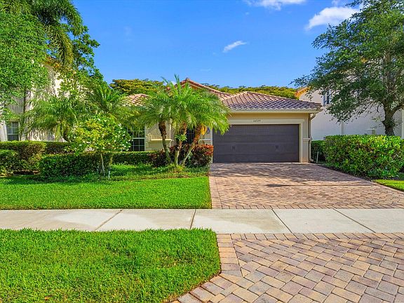 2nd image of 10729 Willow Oak Court