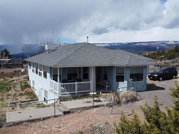 2nd image of 16709 Cedar Lane