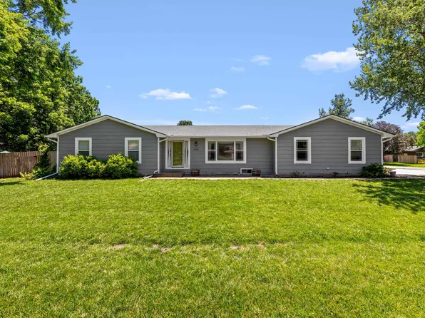 143 W Northwind Dr, Valley Center, KS 67147